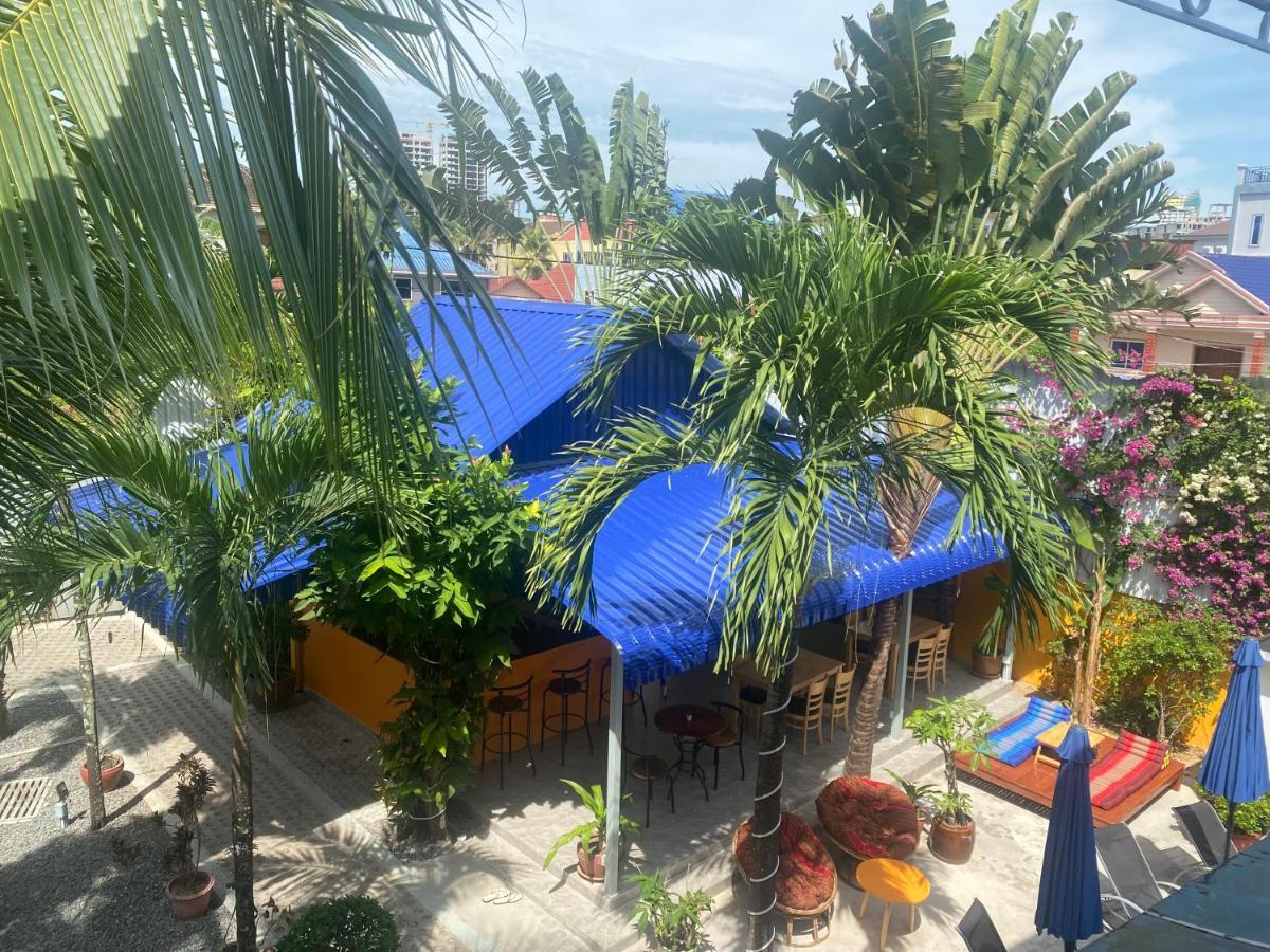 Villa Blue Lagoon Sihanoukville Exterior photo